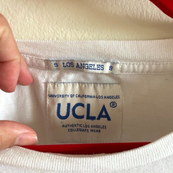 Vintage UCLA Roller Rink Los Angeles T-shirt - Picture 3 of 3